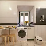 Charming In Alfama Лиссабон