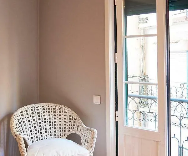 Charming In Alfama Lisboa