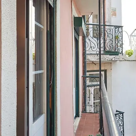 Charming In Alfama Apartmán *